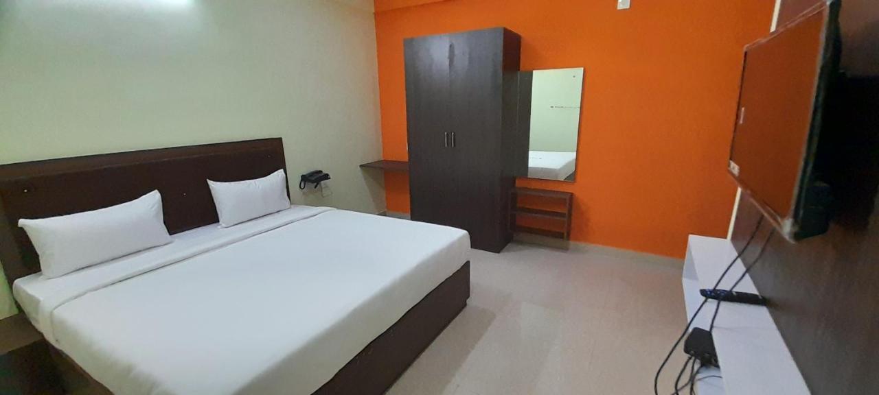 Redkey Inn Airport Bangalore Ngoại thất bức ảnh